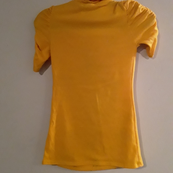 Seductions Women's Floral Shortsleeve Turtleneck - Picture 8 of 14